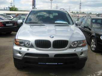 2004 BMW X5 Photos