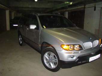 2004 BMW X5 Photos