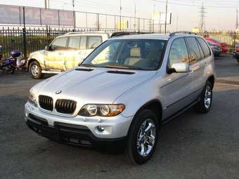 2004 BMW X5 Photos