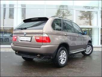 2004 BMW X5 Images