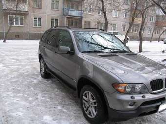 2004 BMW X5 Photos