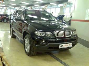 2004 BMW X5 Photos