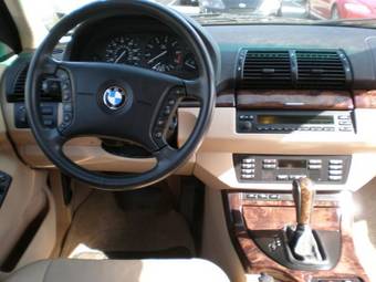 2004 BMW X5 Pictures