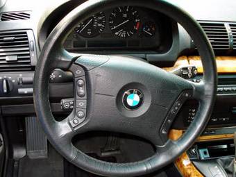 2004 BMW X5 Photos