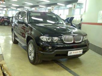 2004 BMW X5 Pictures