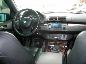 2004 BMW X5 Pictures