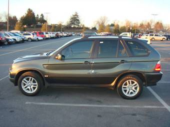 2004 BMW X5 Images