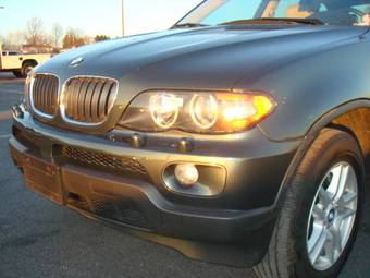 2004 BMW X5 Photos