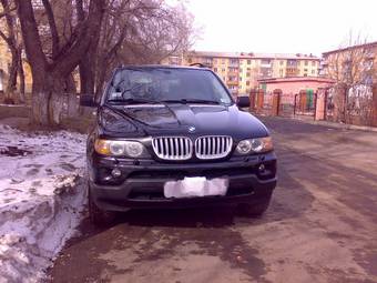 2004 BMW X5 Photos