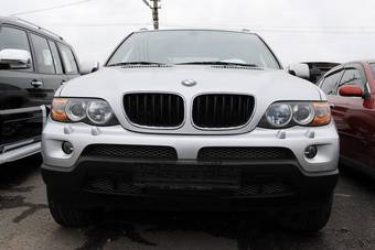 2004 BMW X5 Photos