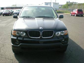 2004 BMW X5 Photos