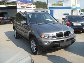 2004 BMW X5 Photos