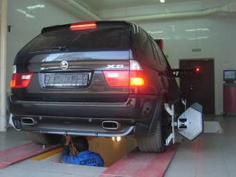 2004 BMW X5 Pictures