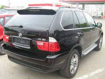 2004 BMW X5 Images