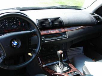 2004 BMW X5 Pics