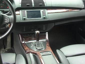 2004 BMW X5 Pictures