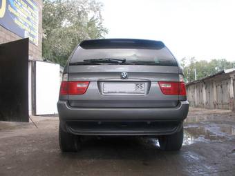 2004 BMW X5 Photos