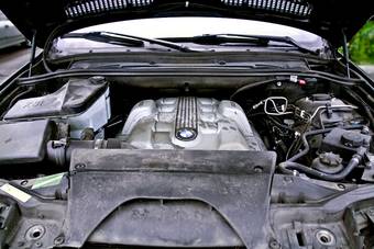 2004 BMW X5 Wallpapers
