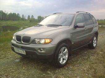 2004 BMW X5 Photos