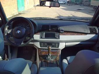 2004 BMW X5 Pictures