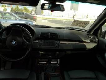 2004 BMW X5 Photos