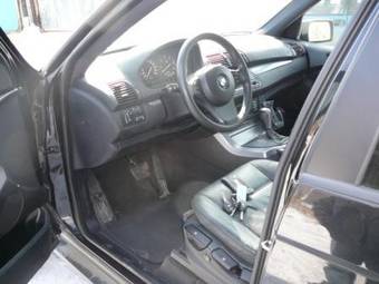 2005 BMW X5 Images