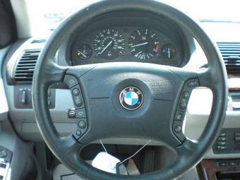 2005 BMW X5 Images