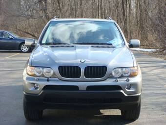 2005 BMW X5 Images