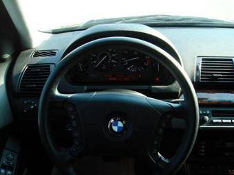 2005 BMW X5 Wallpapers
