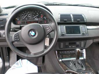 2005 BMW X5 Pictures