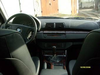 2005 BMW X5 Images