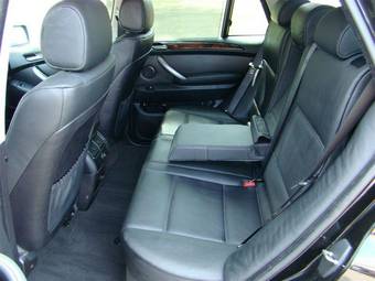 2005 BMW X5 Images