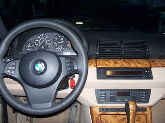 2005 BMW X5 Pictures