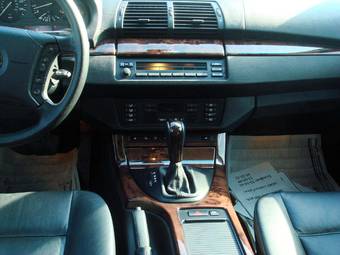 2005 BMW X5 Wallpapers
