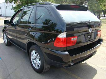 2005 BMW X5 Images