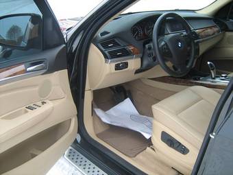 2009 BMW X5 Images