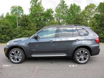 2010 BMW X5 Photos