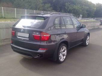 2010 BMW X5 Photos