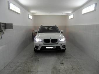 2010 BMW X5 Pictures