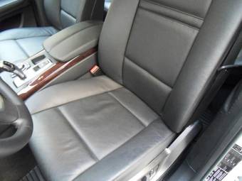 2010 BMW X5 Pictures