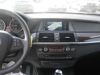 2010 BMW X5 Photos
