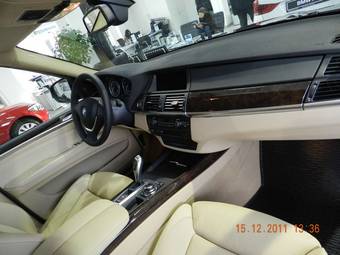 2011 BMW X5 Photos