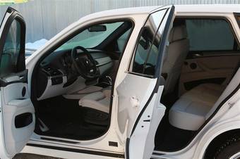 2011 BMW X5 Pictures