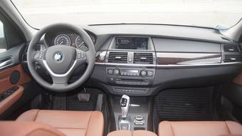 2011 BMW X5 Photos