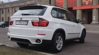 2011 BMW X5 Pictures