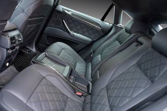 2009 BMW X6 Images