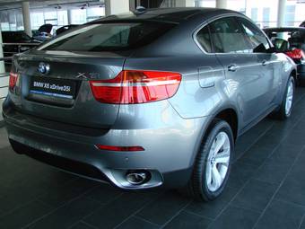 2009 BMW X6 Images
