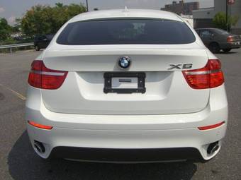 2009 BMW X6 Images