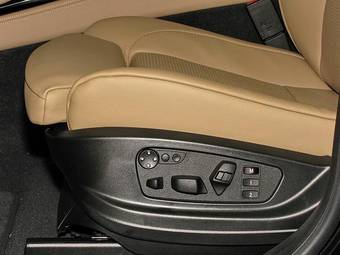 2010 BMW X6 Pictures