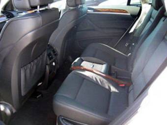 2010 BMW X6 Photos